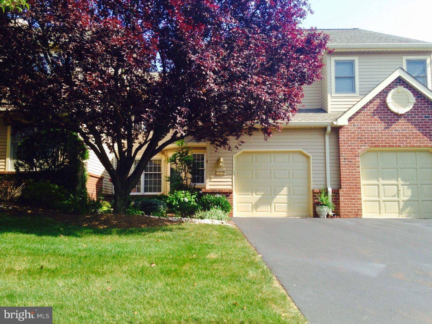 Lansdale, PA 19446,209 PINECREST LN