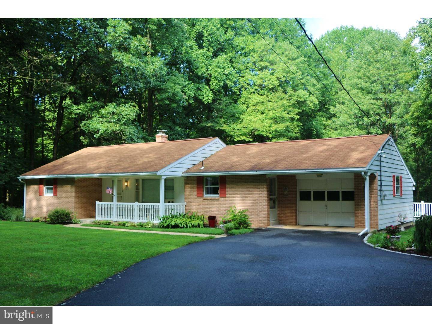 Perkiomenville, PA 18074,729 HENNING RD