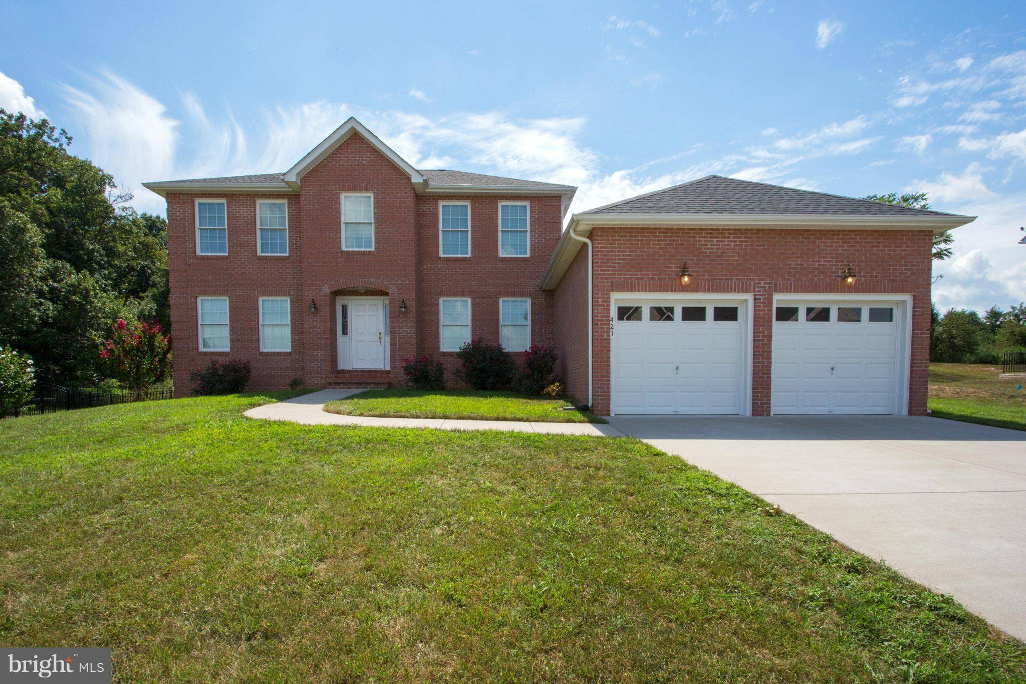 Berryville, VA 22611,421 MONTGOMERY CT