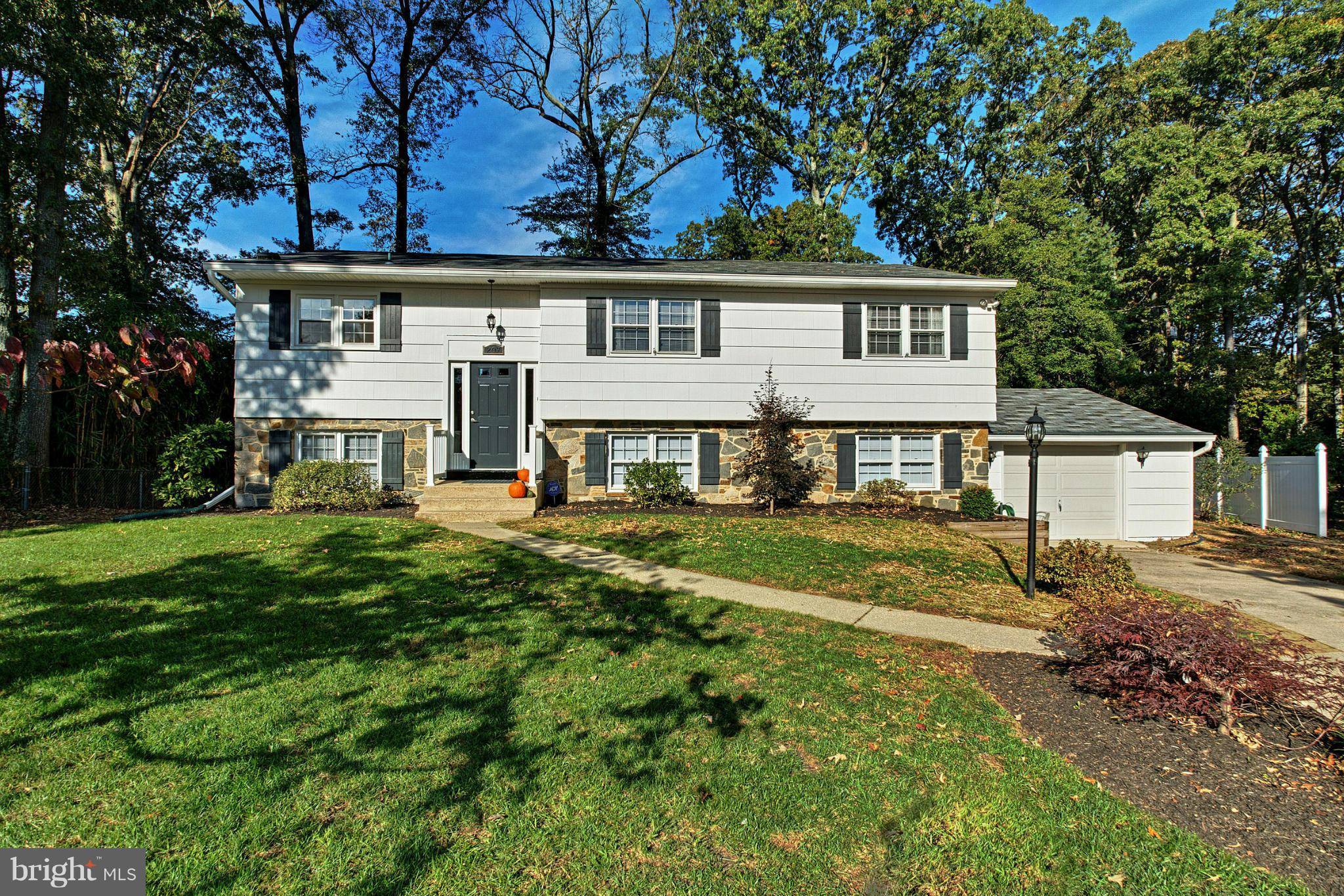 Severna Park, MD 21146,207 KATHY CT