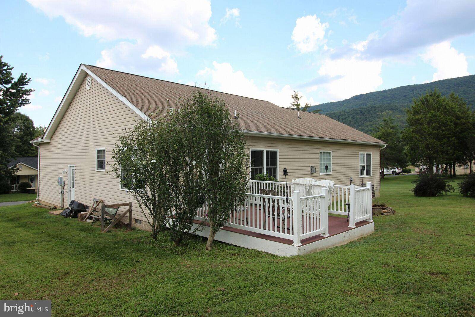 Woodstock, VA 22664,173 CLUBHOUSE CT