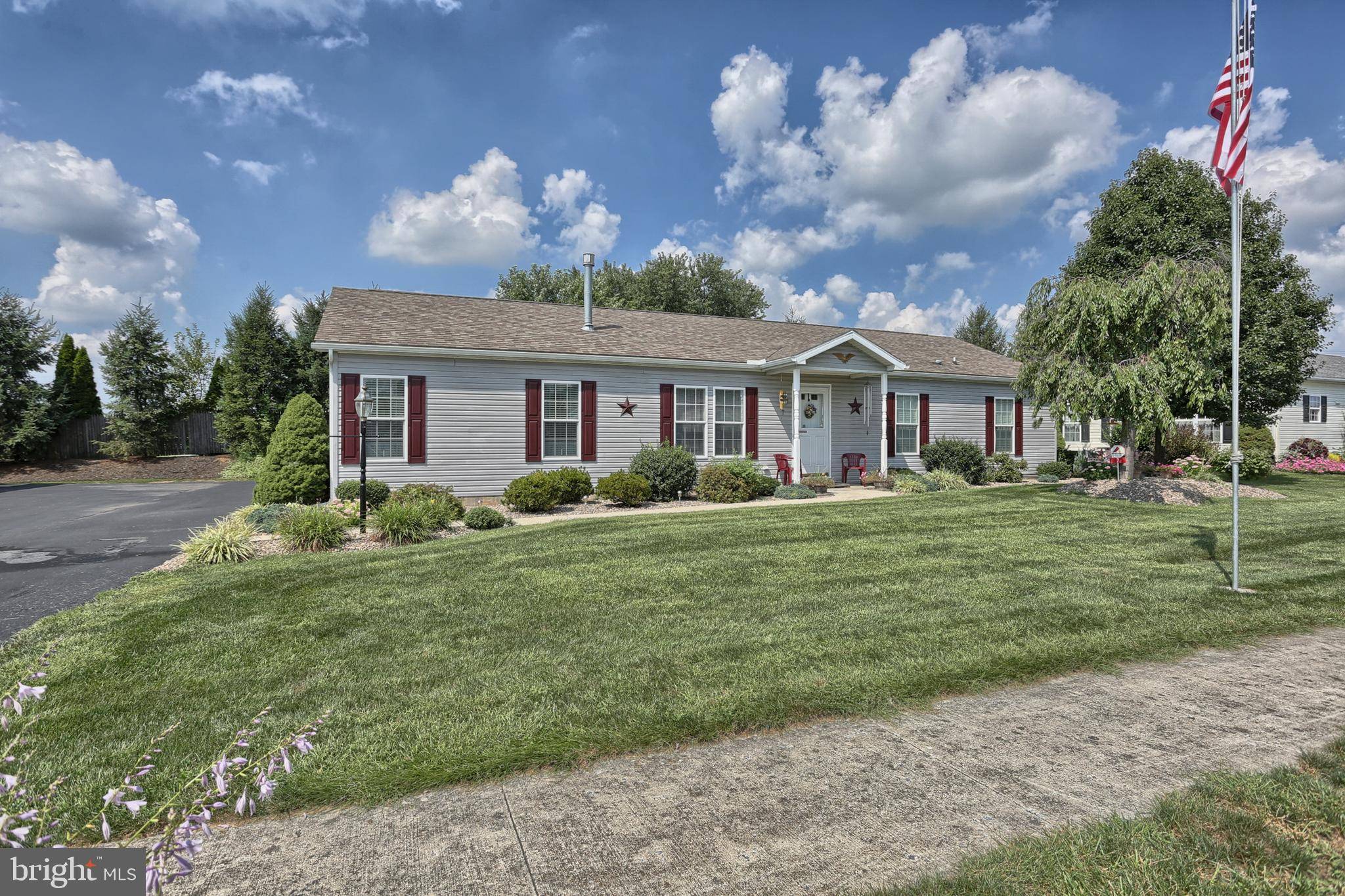 Myerstown, PA 17067,7 KATY LN