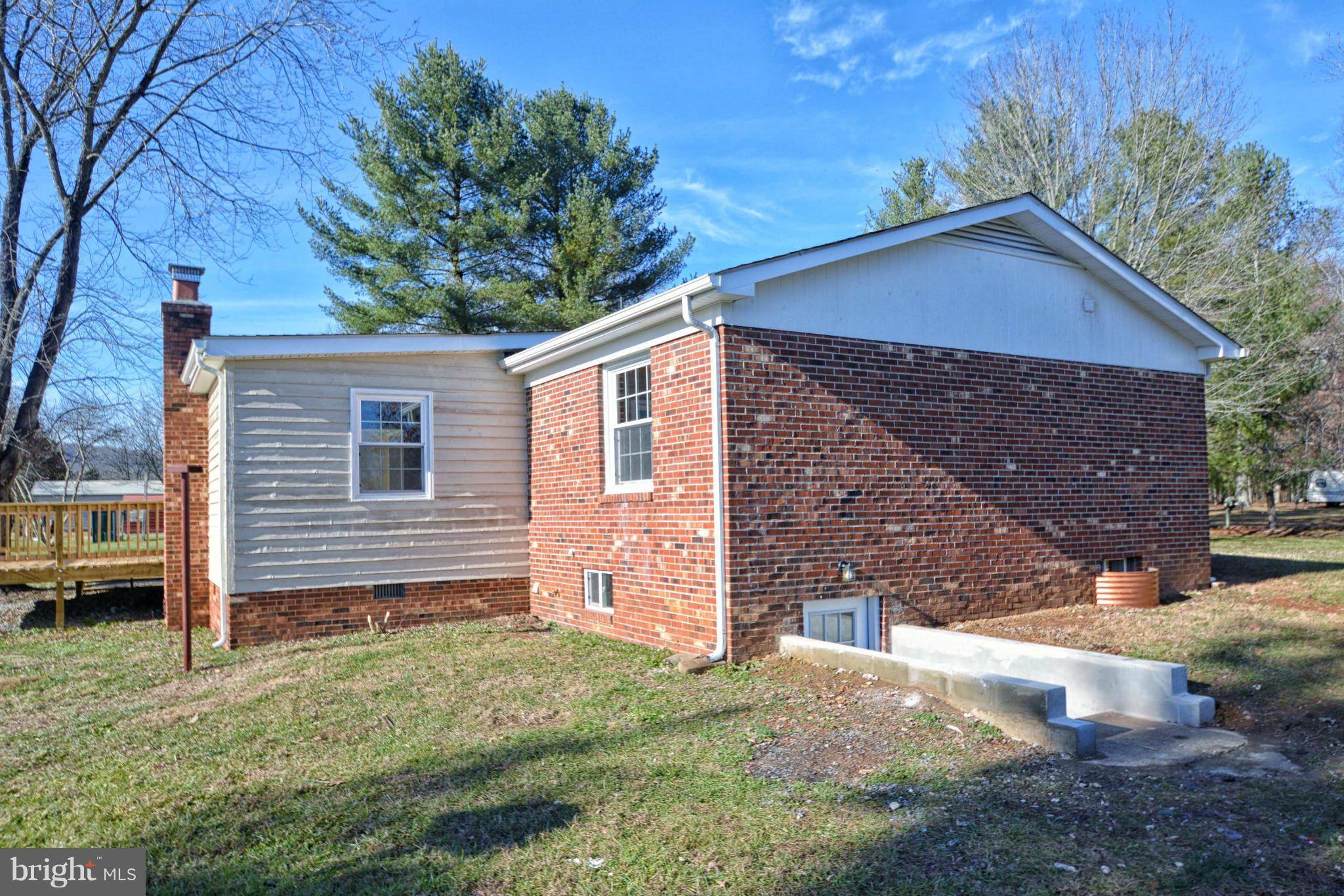 Rapidan, VA 22733,11238 MITCHELL RD