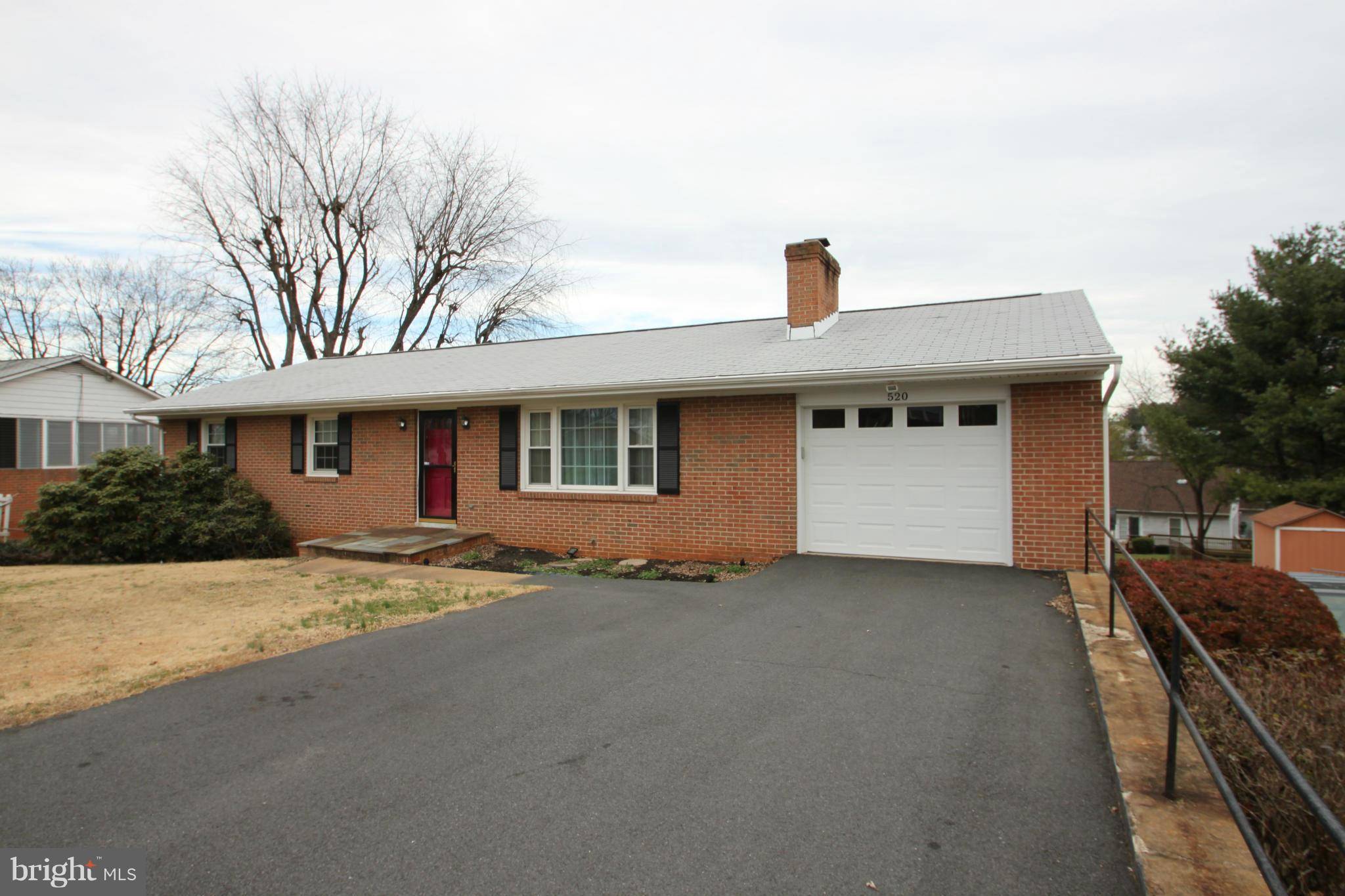 Culpeper, VA 22701,520 BARBERRY ST