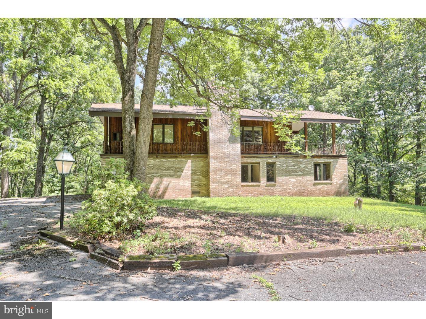 Mohnton, PA 19540,80 LORI LN