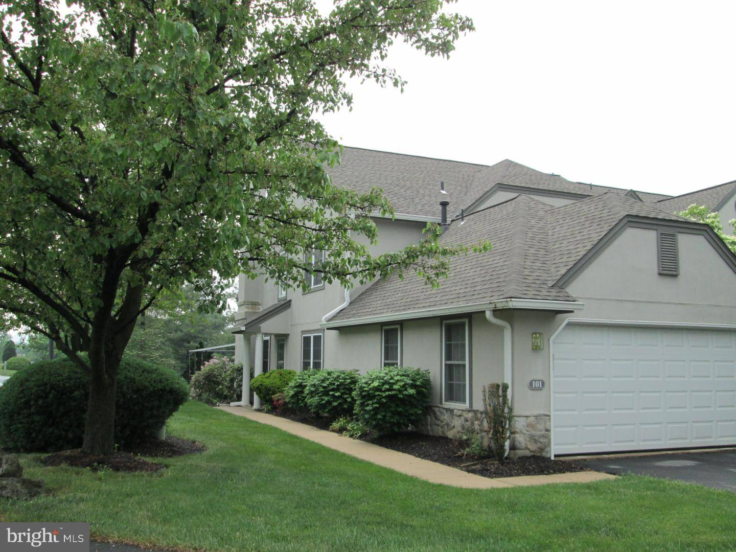 Wyomissing, PA 19610,101 HAWTHORNE CT