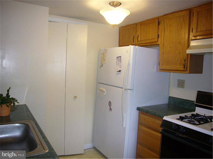 Philadelphia, PA 19154,3333 COMLY RD #11