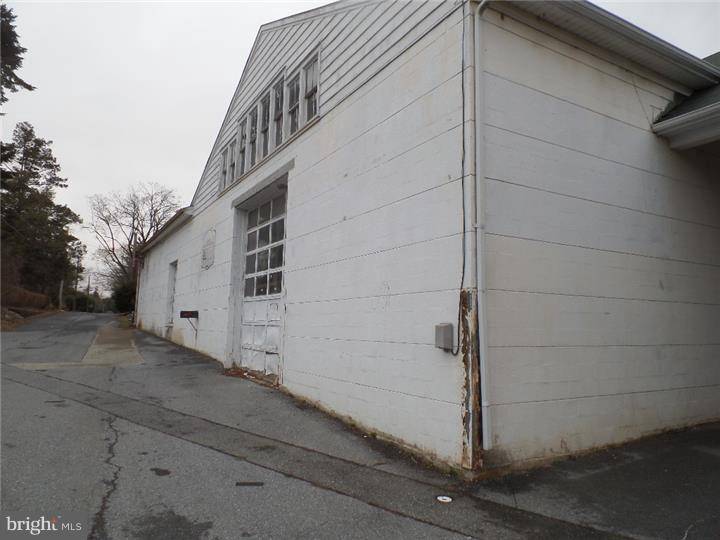 Manheim, PA 17545,131-135 S OAK ST