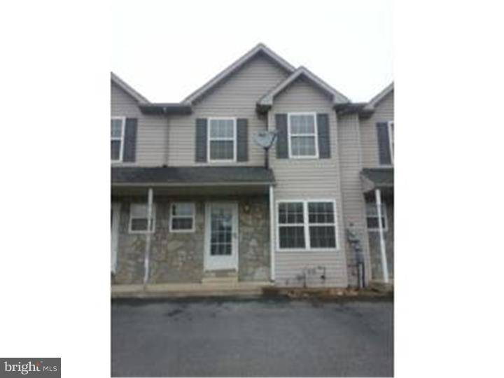 Blandon, PA 19510,742 GOLDEN DR