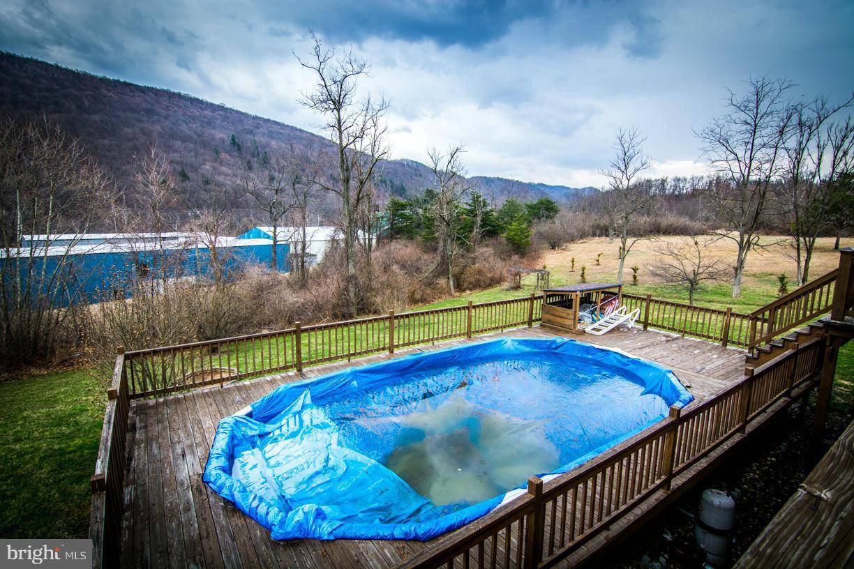 New Creek, WV 26743,107 WOOD RIDGE DR