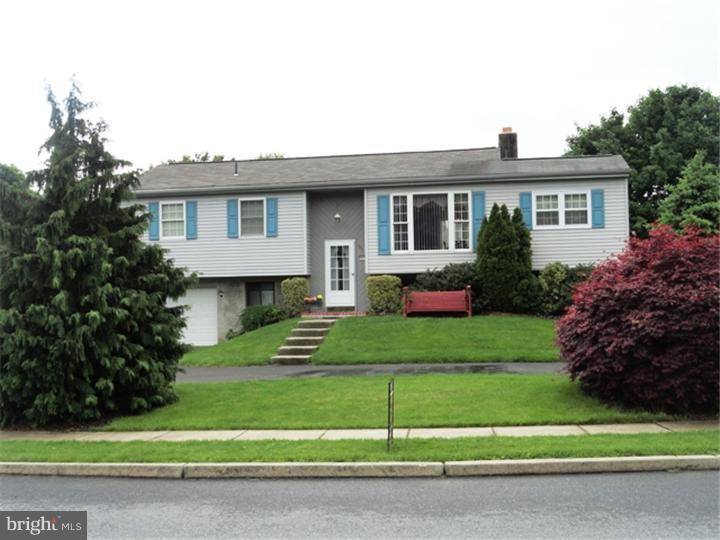 Oley, PA 19547,34 CARRIAGE CIR