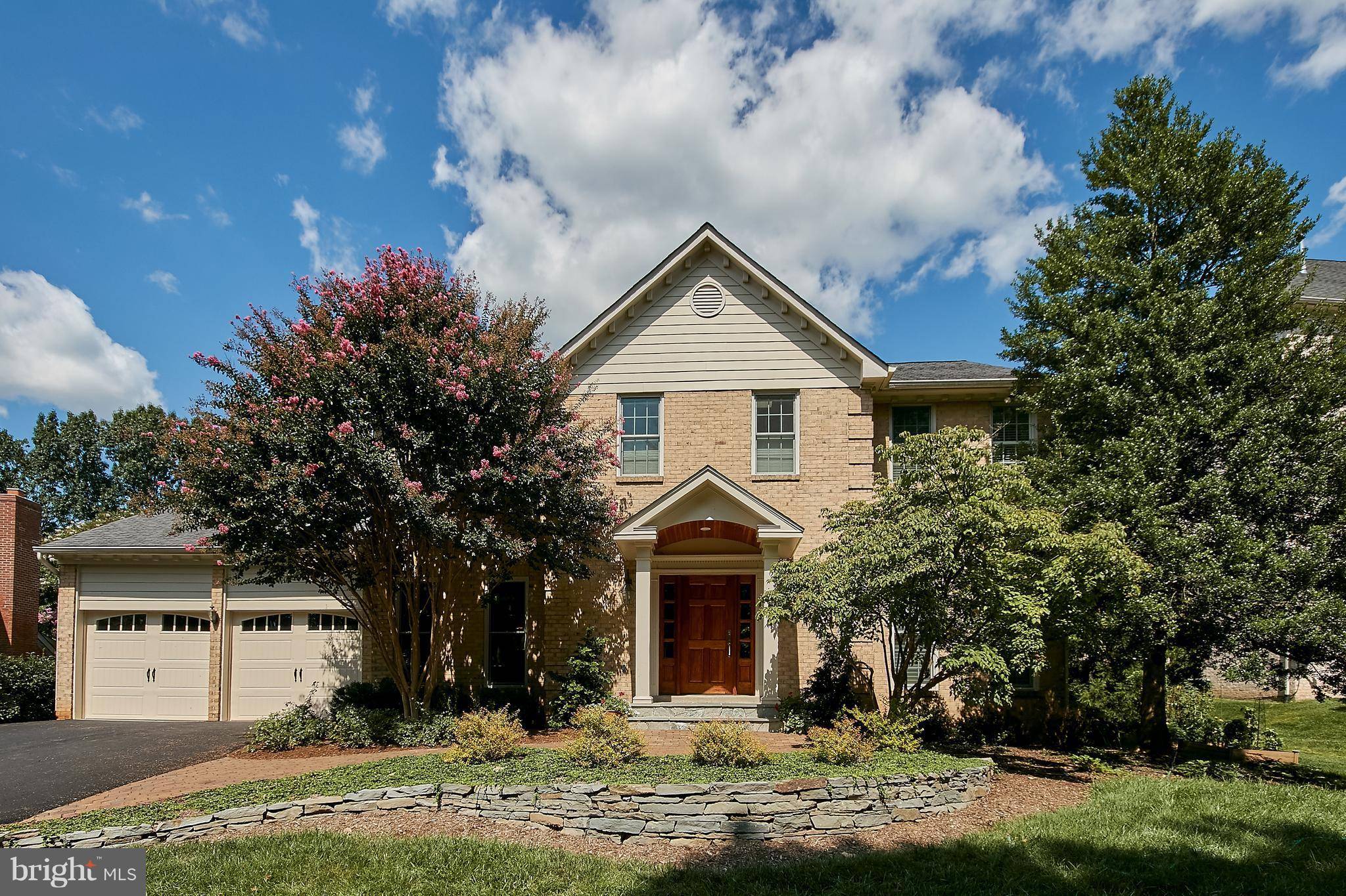 Mclean, VA 22101,6314 HUNTING RIDGE LN