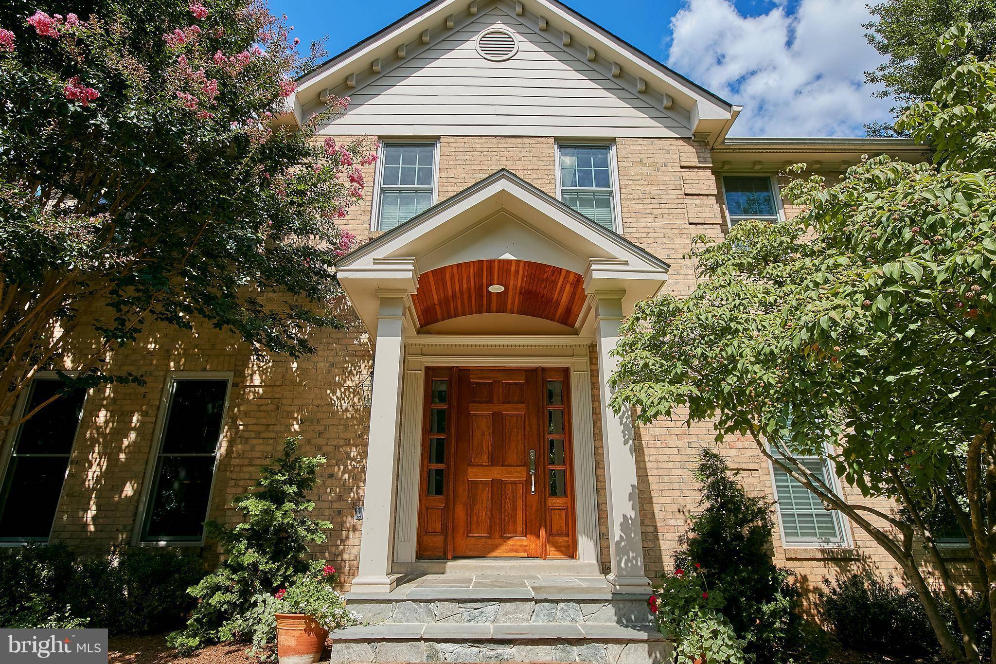 Mclean, VA 22101,6314 HUNTING RIDGE LN