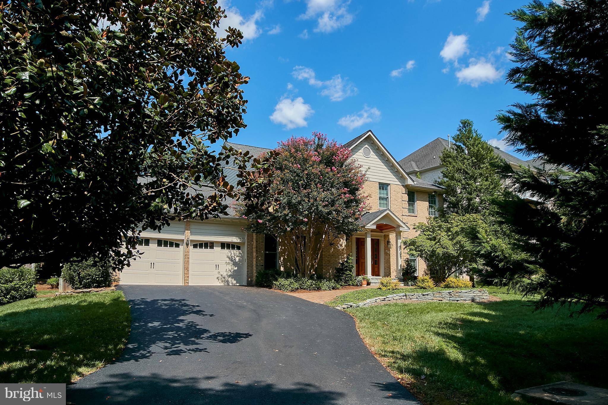 Mclean, VA 22101,6314 HUNTING RIDGE LN