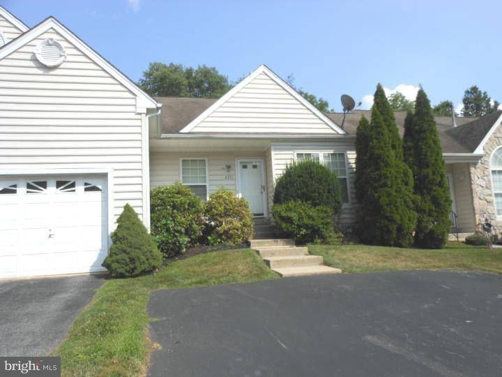 Aston, PA 19014,4211 CHATHAM CIR