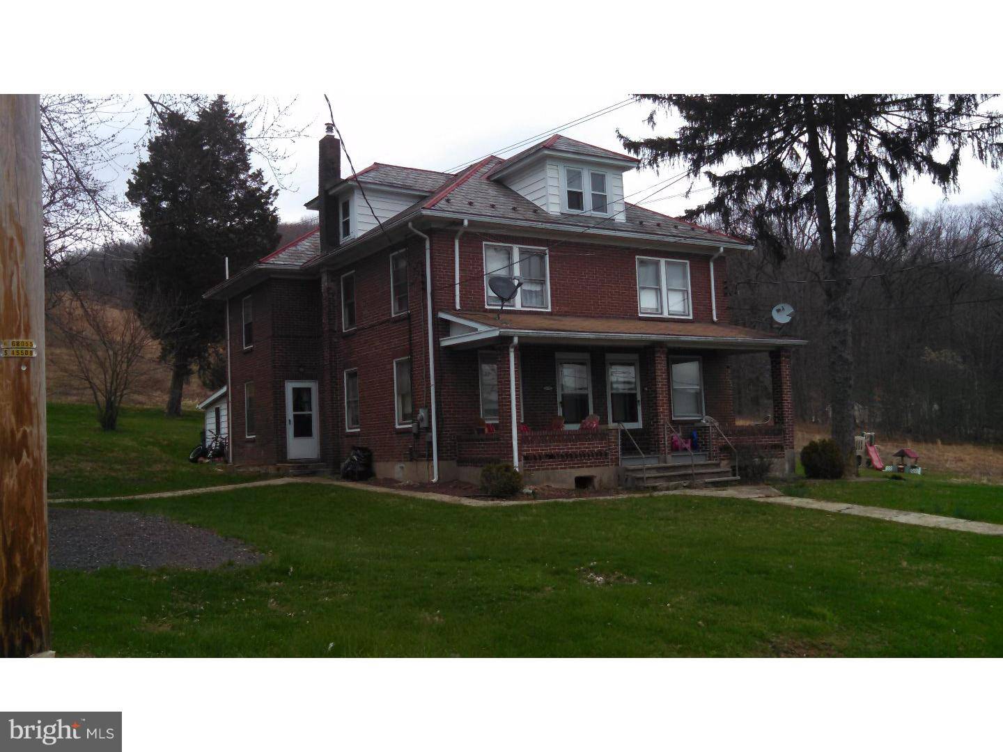 Hellertown, PA 18055,2875 SPRINGTOWN HILL RD #A & B