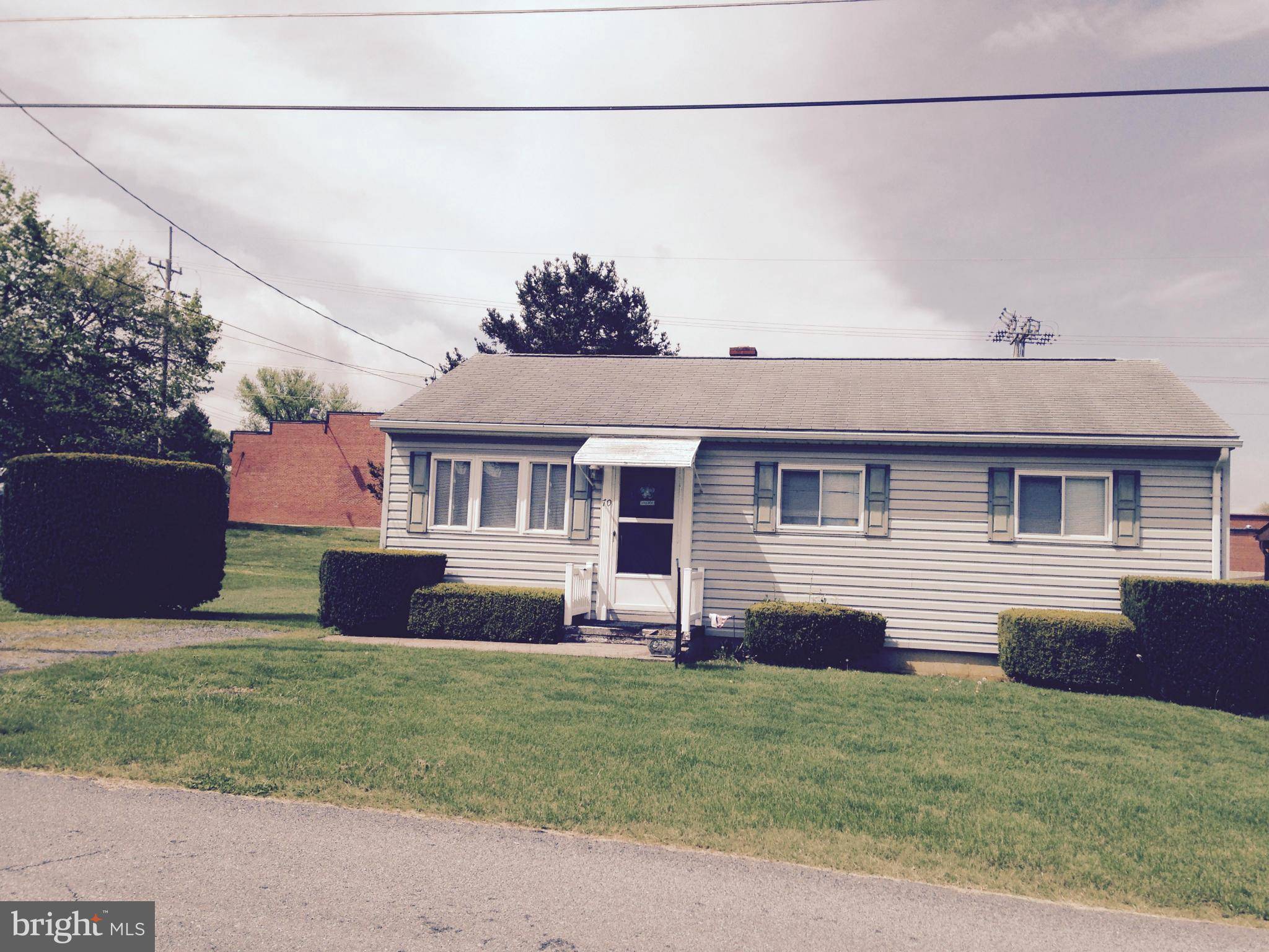 Luray, VA 22835,70 WILLOW ST