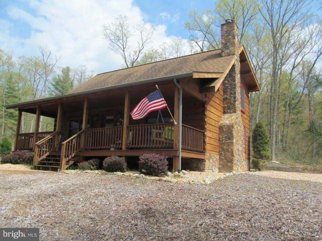 Fort Valley, VA 22652,978 SPRING MOUNTAIN WAY