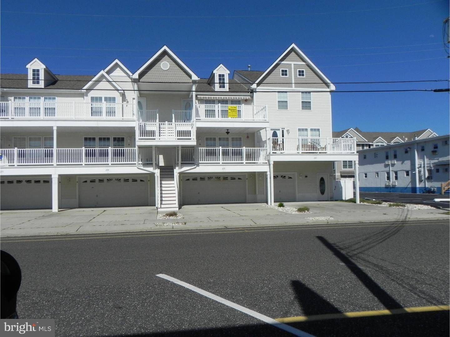 Wildwood, NJ 08260,235 E ANDREWS AVE #B