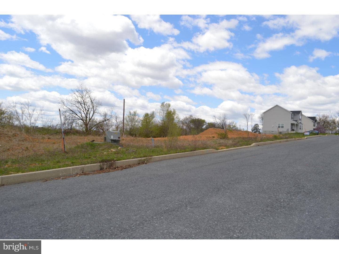 Whitehall, PA 18052,116 OAKWOOD DR #LOT 20