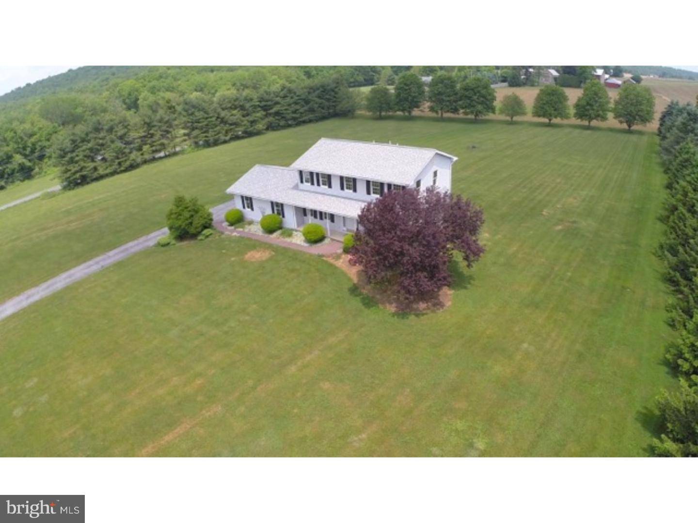 Macungie, PA 18062,9 HERT LN