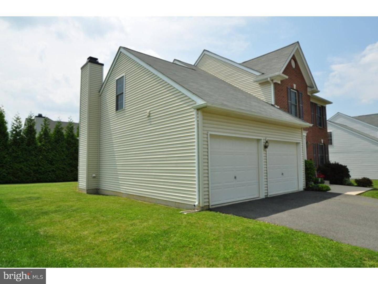 Macungie, PA 18062,2056 STRATHMORE DR #28