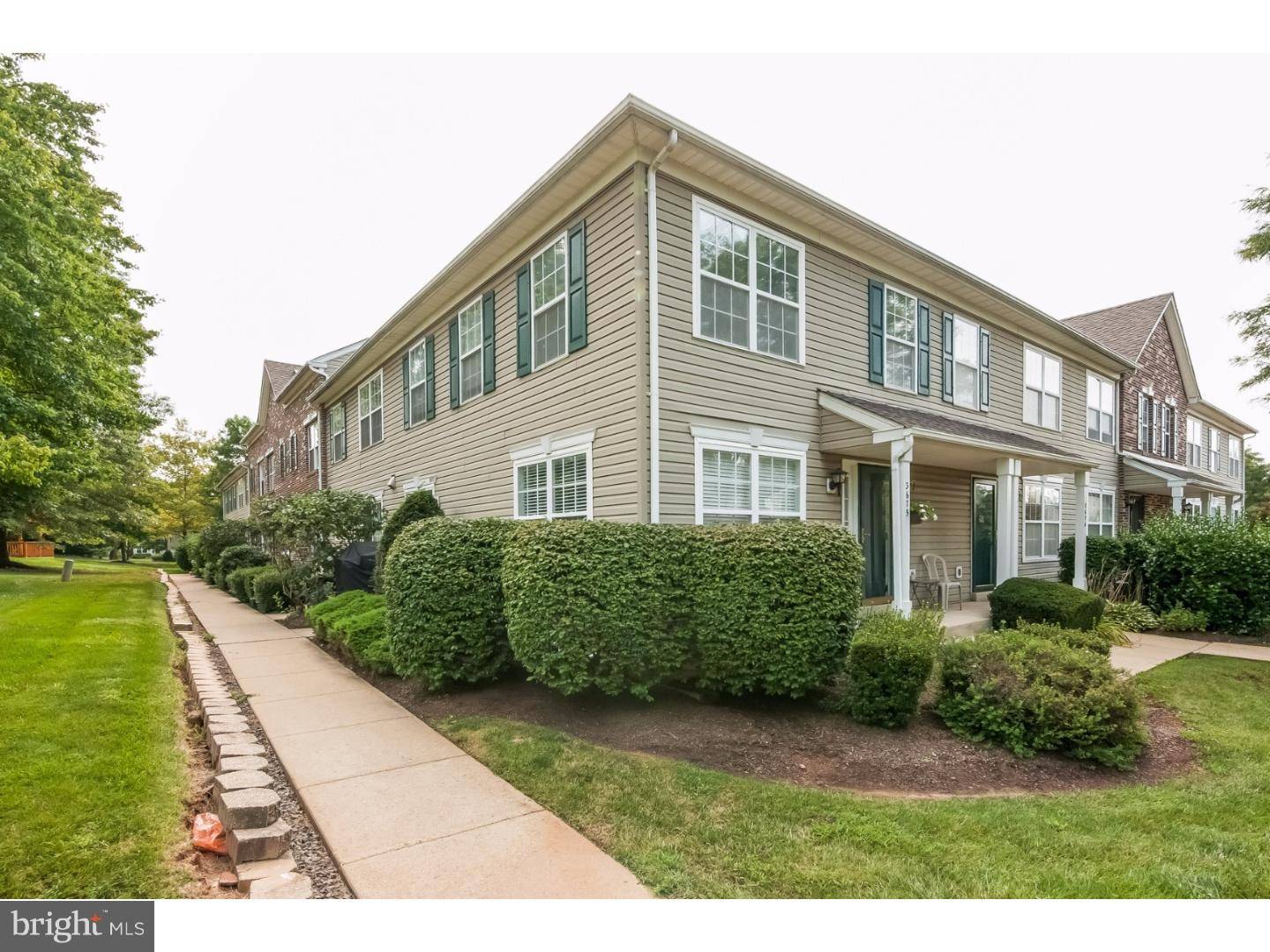 Doylestown, PA 18902,3675 NANCY WARD CIR #76