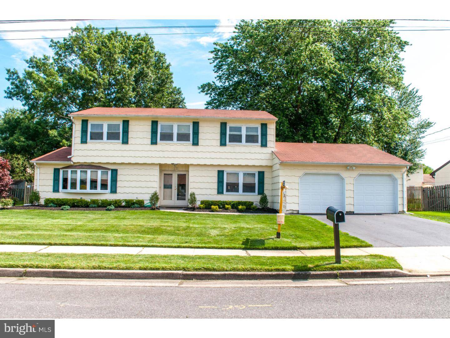 Monroe Twp, NJ 08831,12 CAMEO DR