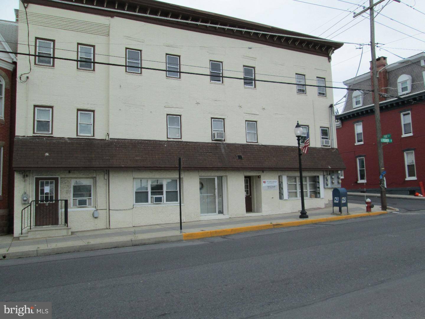 Hamburg, PA 19526,77 S 4TH ST