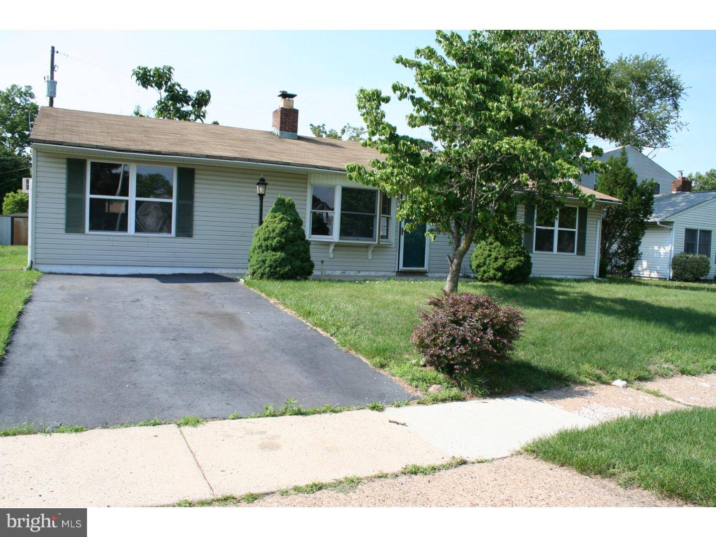 Levittown, PA 19055,29 FAWN LN