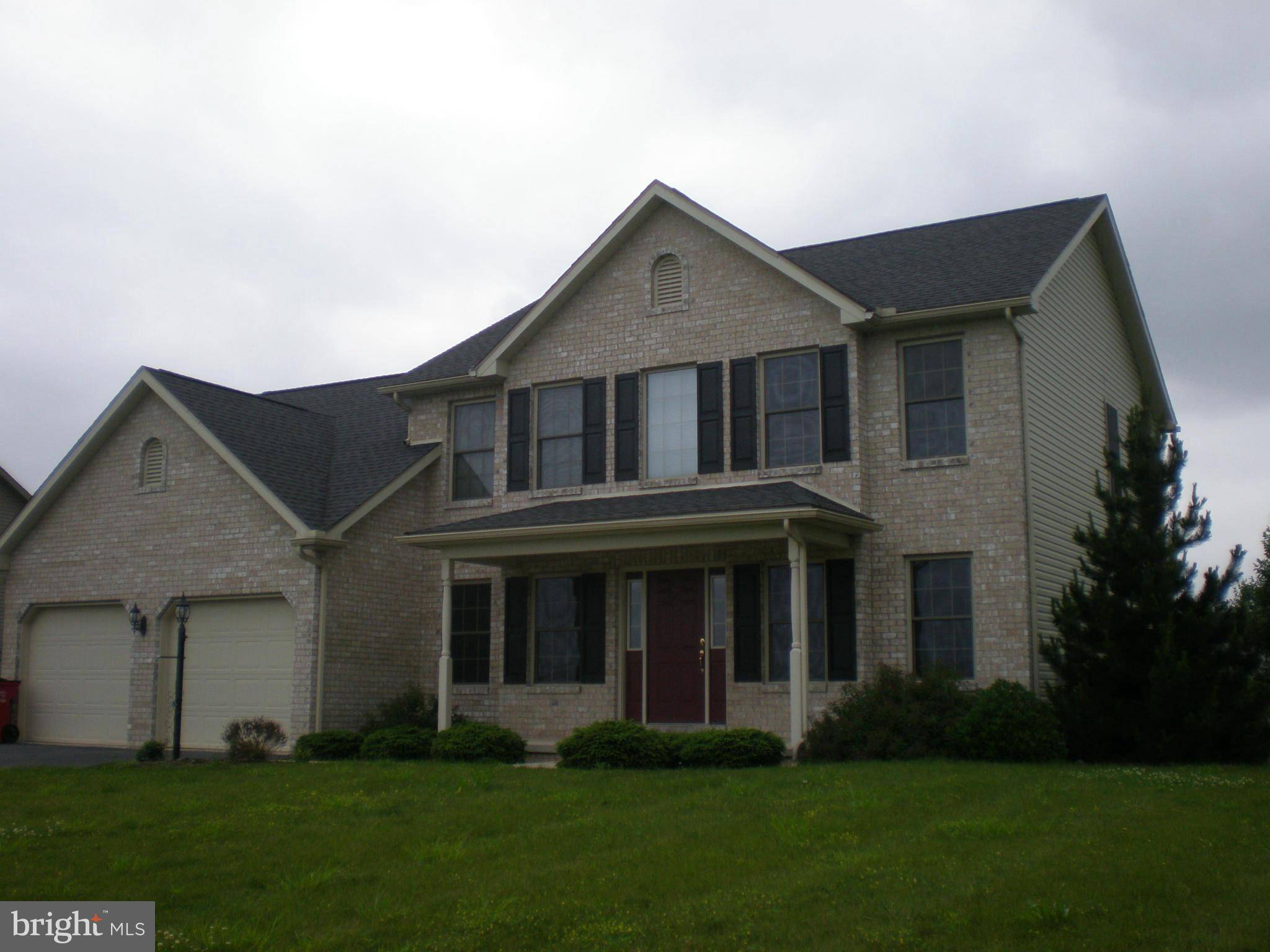 Chambersburg, PA 17202,842 LINDIA DR