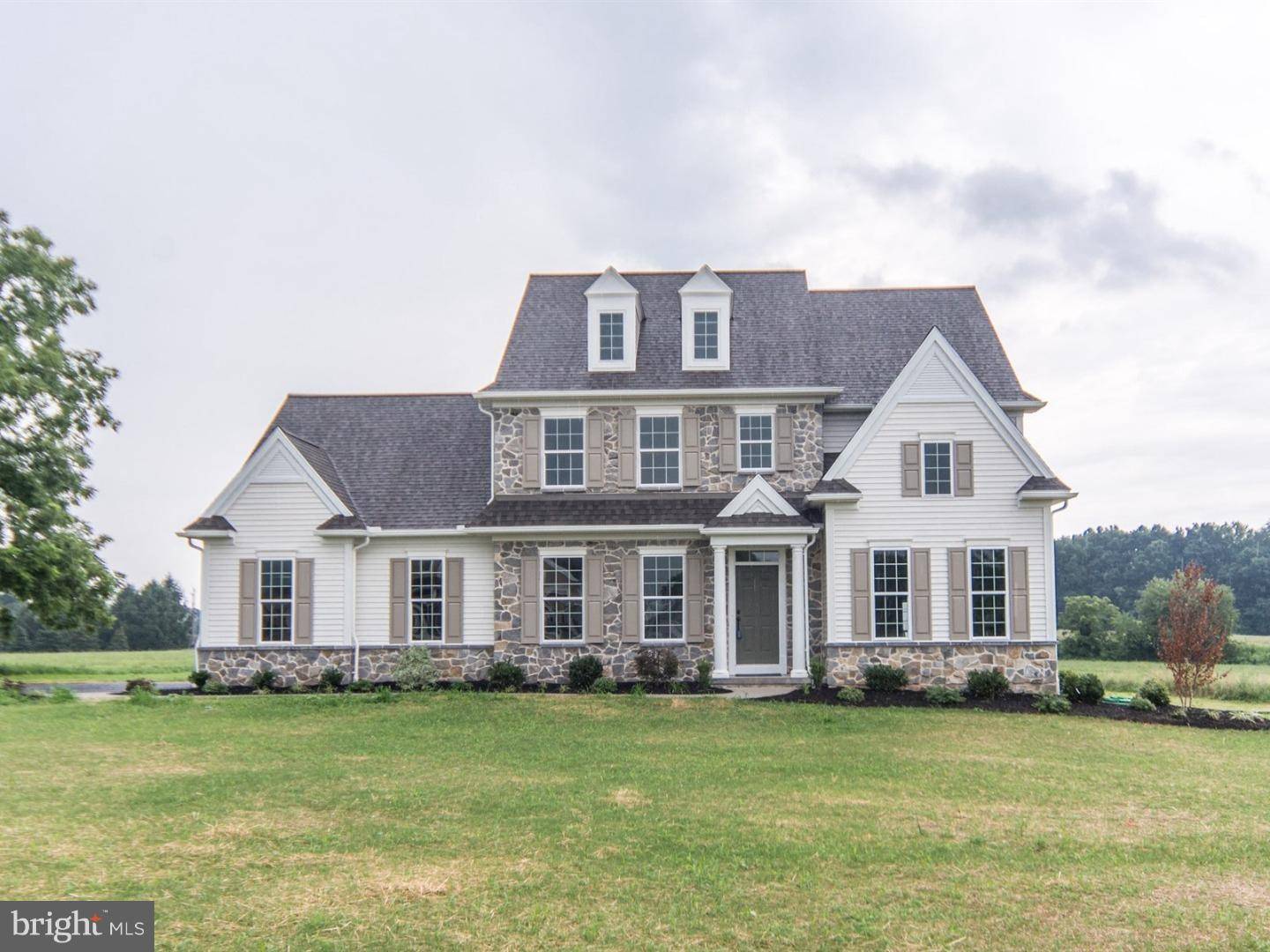 Quarryville, PA 17566,21 HOWARD LN