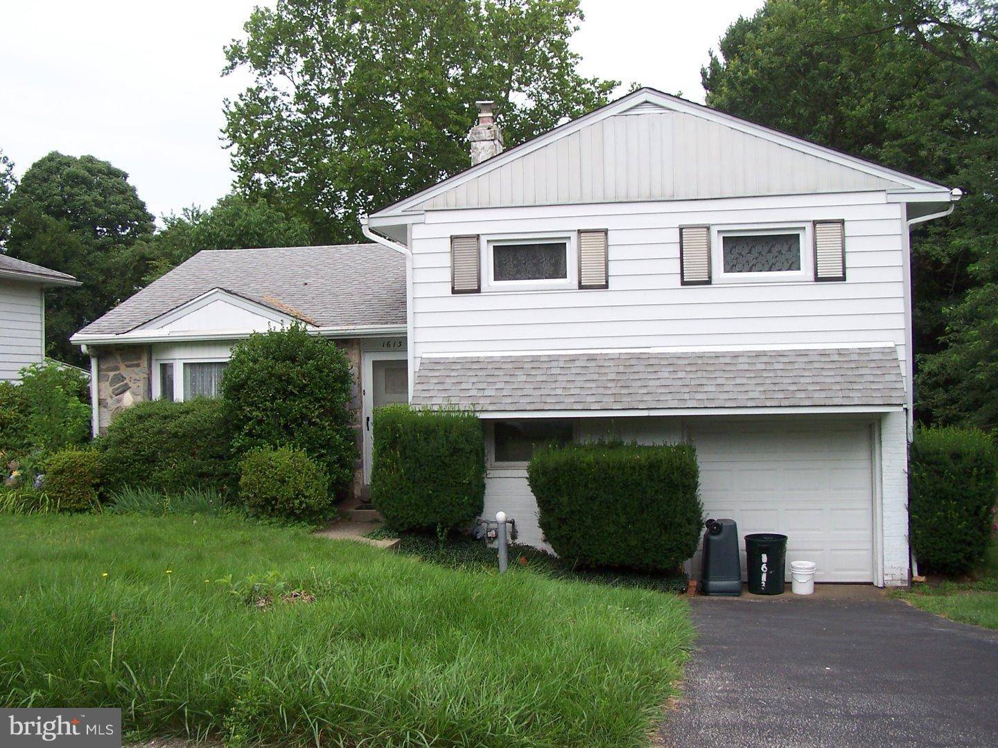 Havertown, PA 19083,1613 ROSE GLEN RD