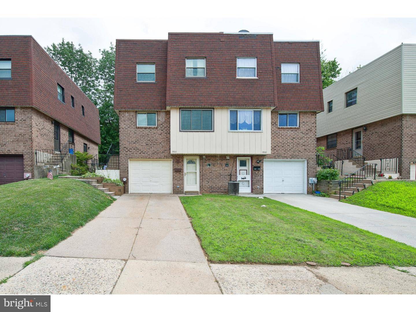 Philadelphia, PA 19136,2922 JENNY PL