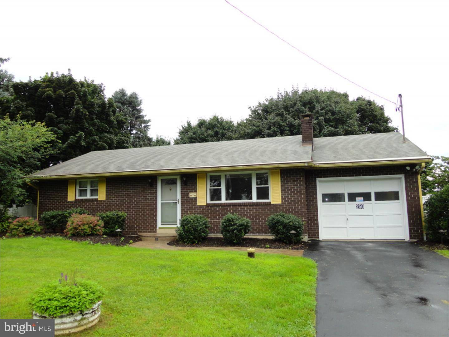 Robesonia, PA 19551,250 BERNVILLE RD