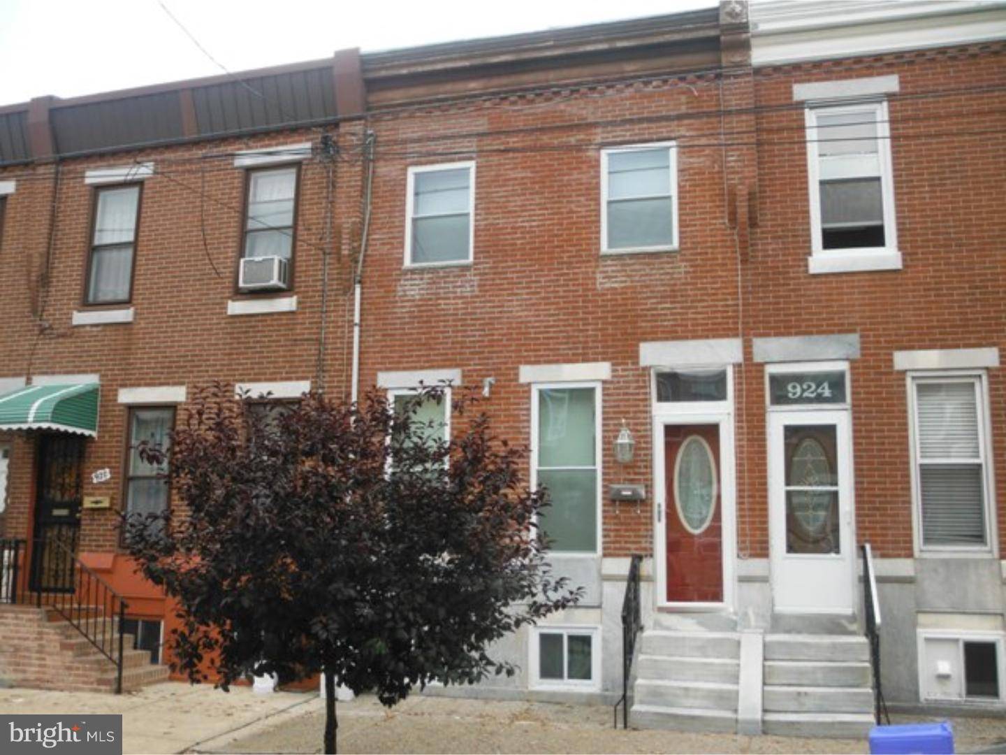 Philadelphia, PA 19148,922 WOLF ST