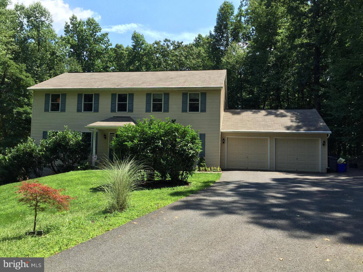 Shillington, PA 19607,25 FAWN DR