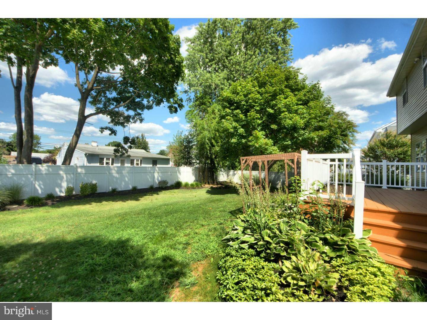 Hamilton Township, NJ 08610,8 HOLLAND TER