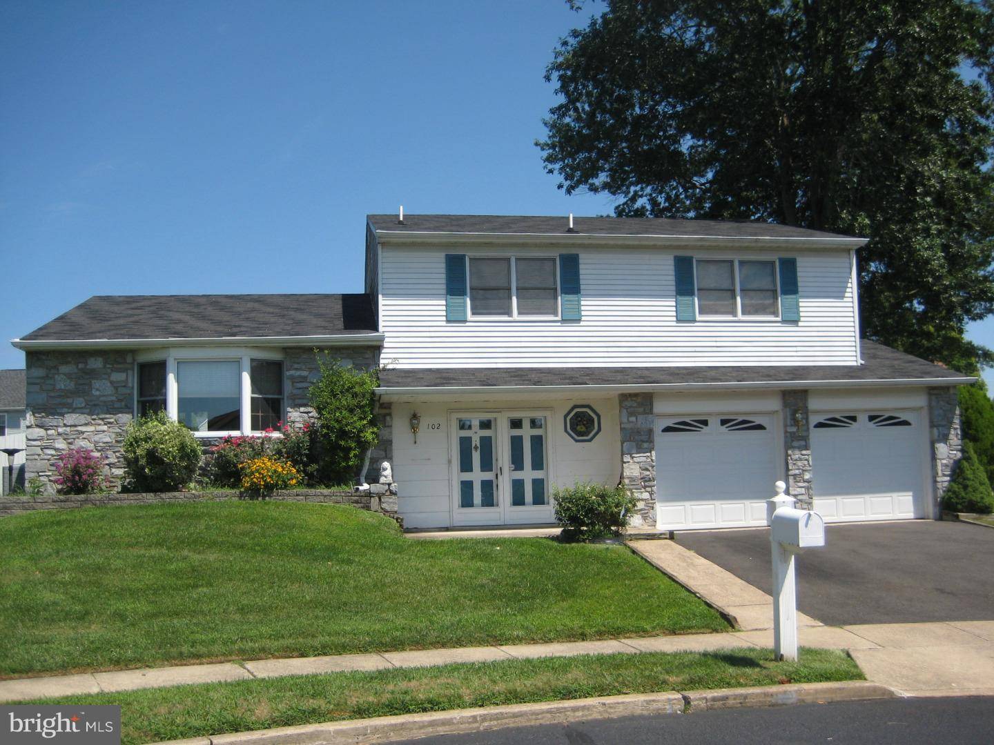 Fairless Hills, PA 19030,102 ANTLER CT