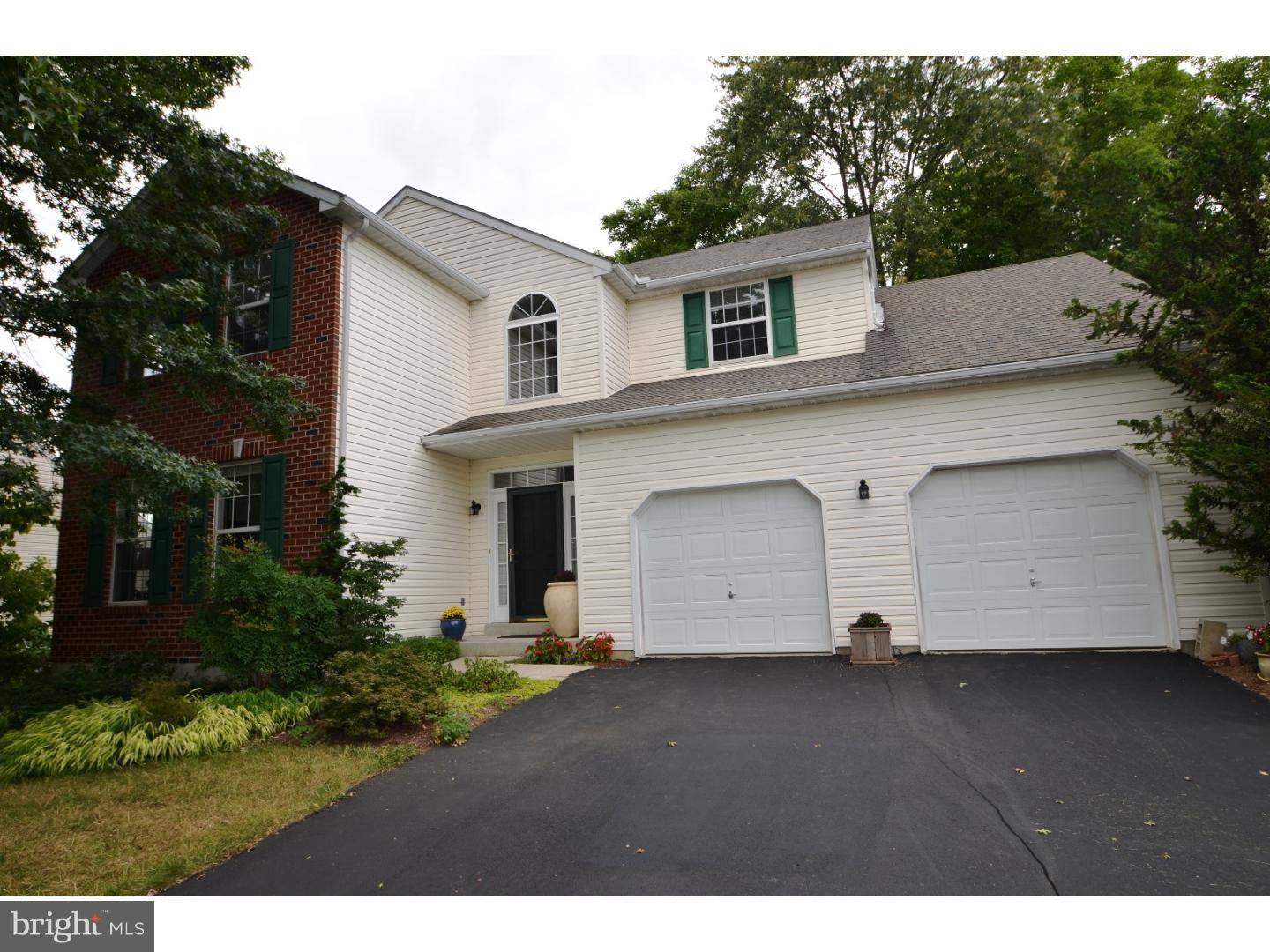 Chadds Ford, PA 19317,8 LEA DR