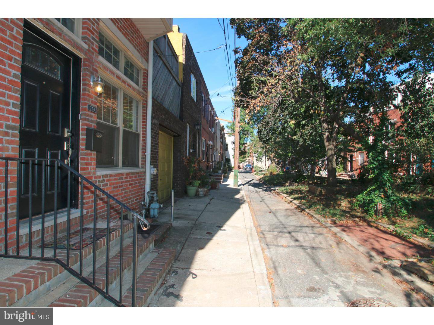 Philadelphia, PA 19147,724 MEDINA ST