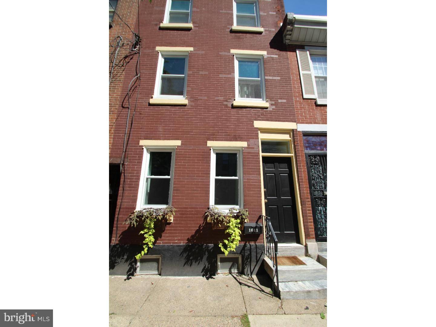 Philadelphia, PA 19125,1611 E EYRE ST