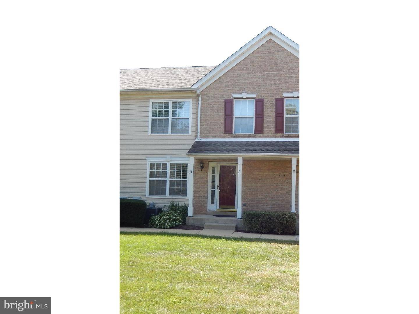 Doylestown, PA 18902,3637 NANCY WARD CIR #18