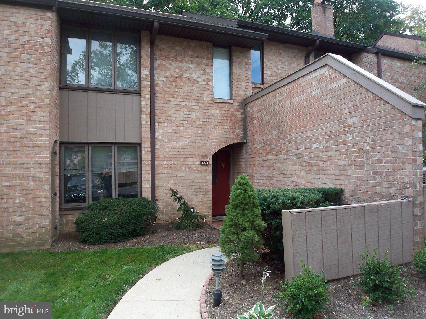 Paoli, PA 19301,130 WOODGATE LN #20