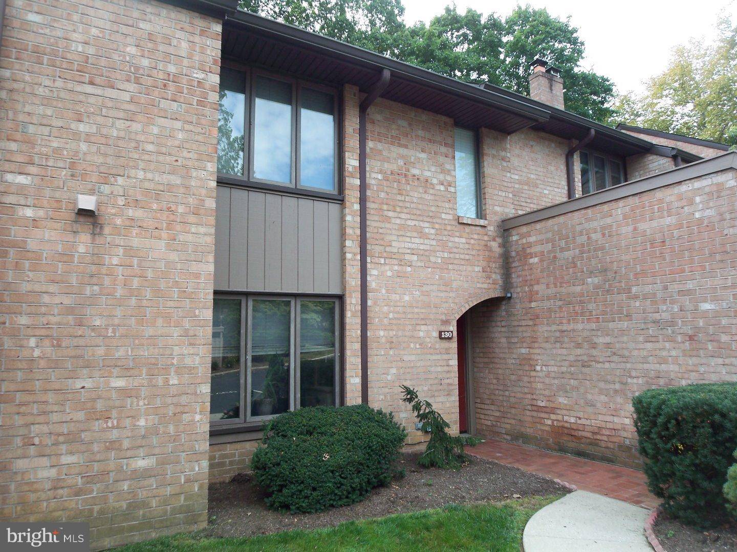 Paoli, PA 19301,130 WOODGATE LN #20