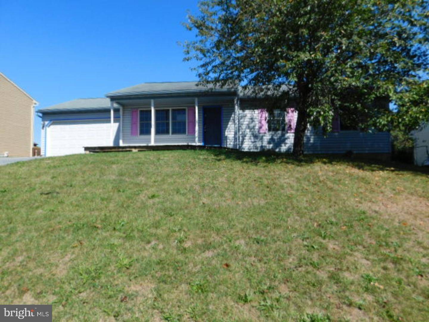 Blandon, PA 19510,272 HOPE DR