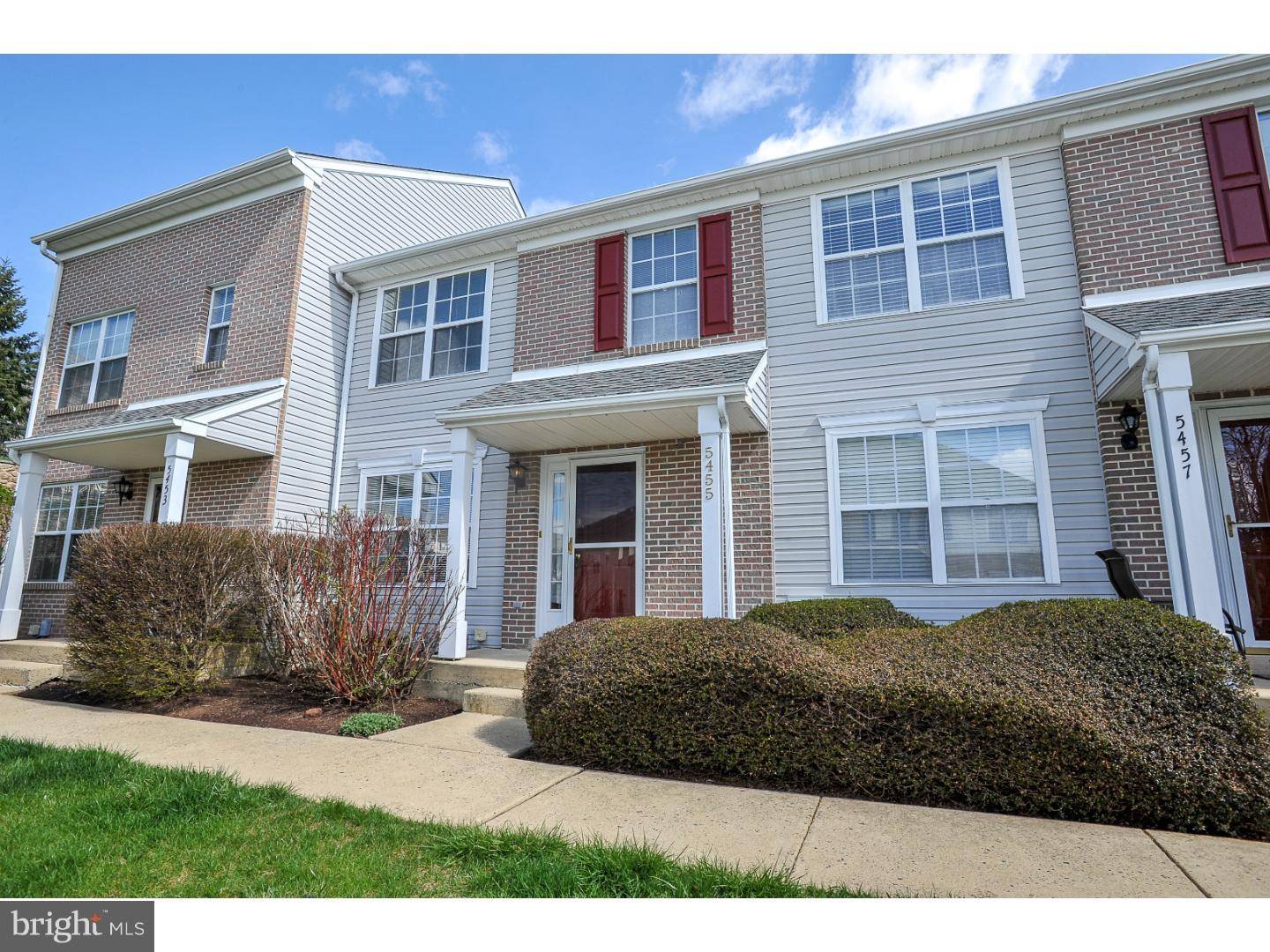 Doylestown, PA 18902,5455 RINKER CIR #292