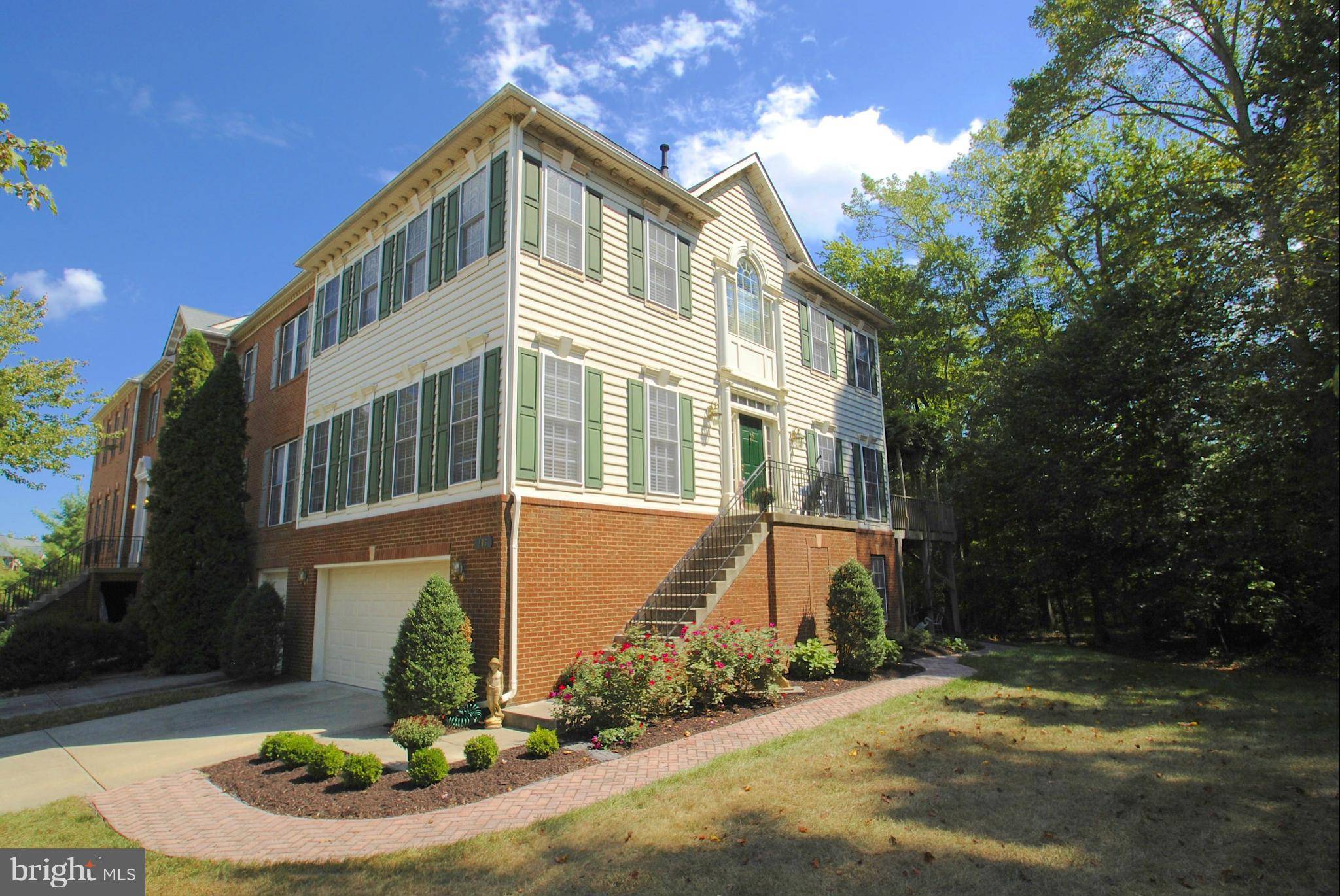 Edgewater, MD 21037,106 WATERSIDE CT