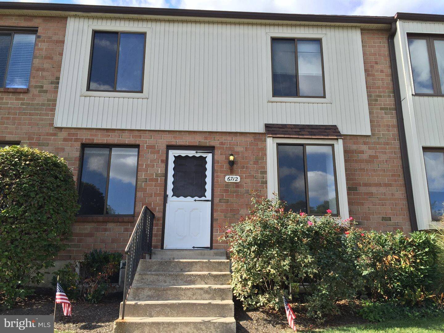 Brookhaven, PA 19015,6712 HILLTOP DR #221