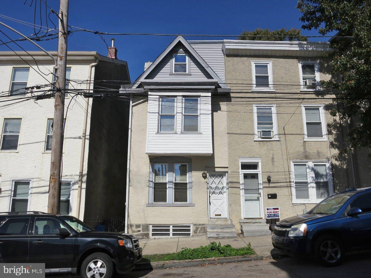 Philadelphia, PA 19127,128 HERMIT ST